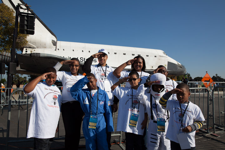 Space Shuttle Endeavor 2012-500